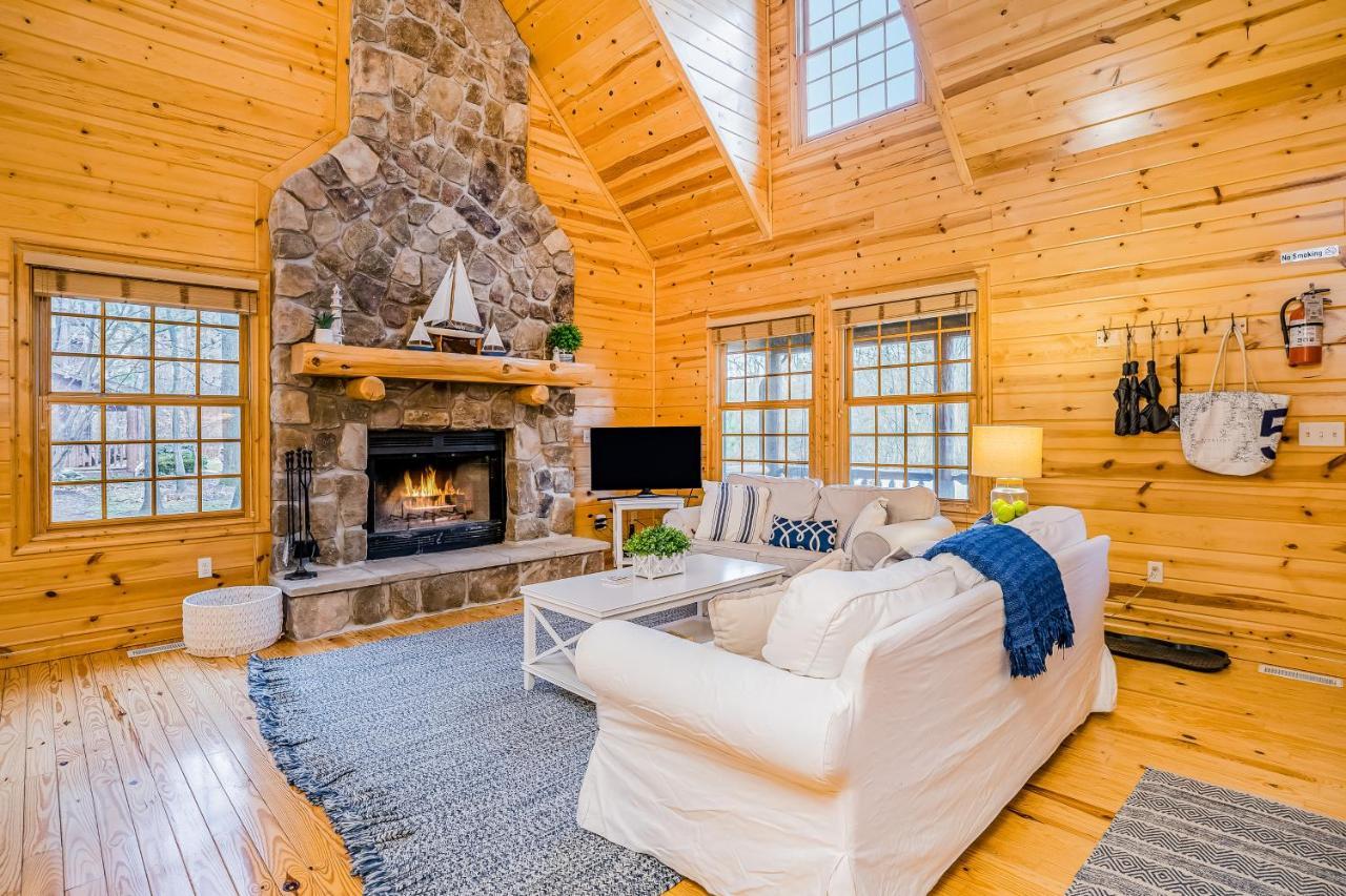 Kingfisher Cove Cabin 19 Saugatuck Eksteriør billede