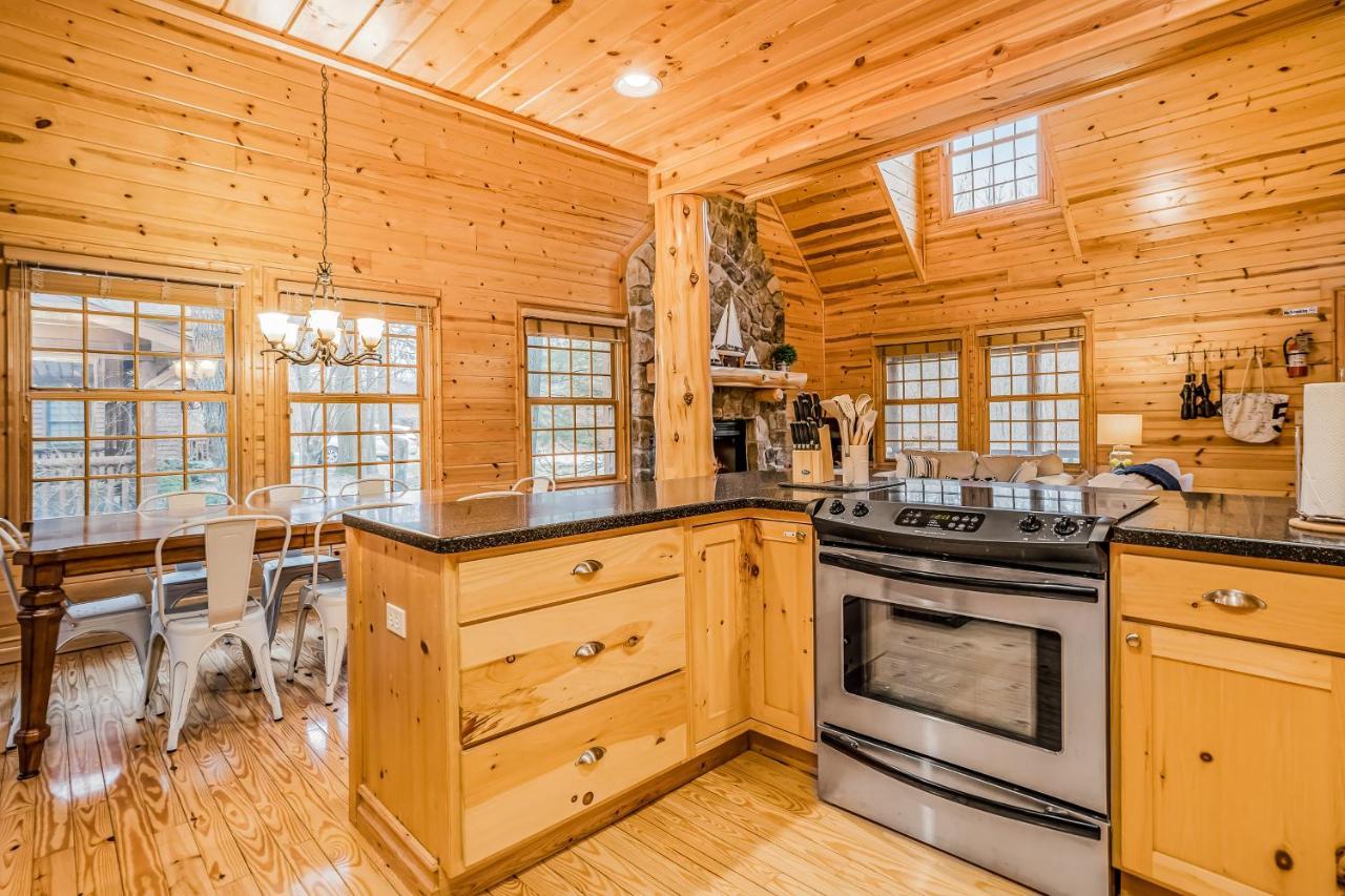 Kingfisher Cove Cabin 19 Saugatuck Eksteriør billede